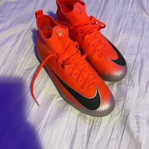 nike cleats size 4.5